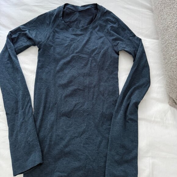 lululemon athletica Tops - NWOT Lululemon Swiftly Tech Long-Sleeve Shirt 2.0 Hip Length